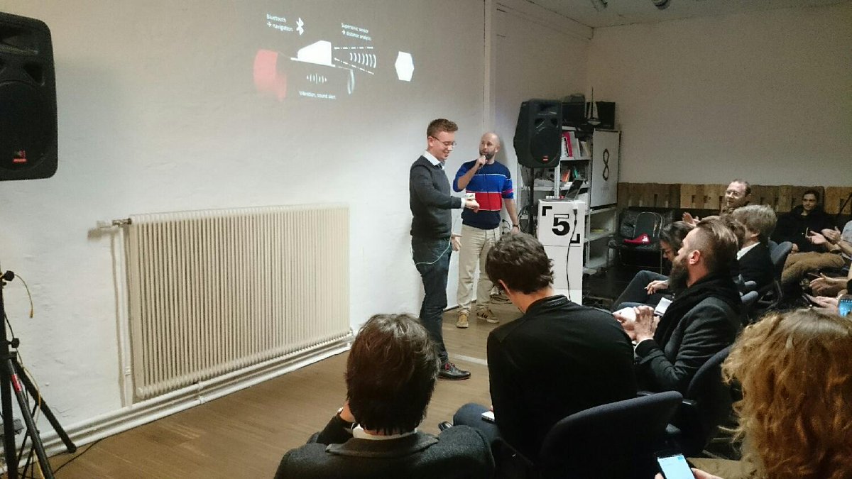mmaxian's tweet photo. #batsuite presentation during #swvienna #startup http://t.co/et0tmlUIfX