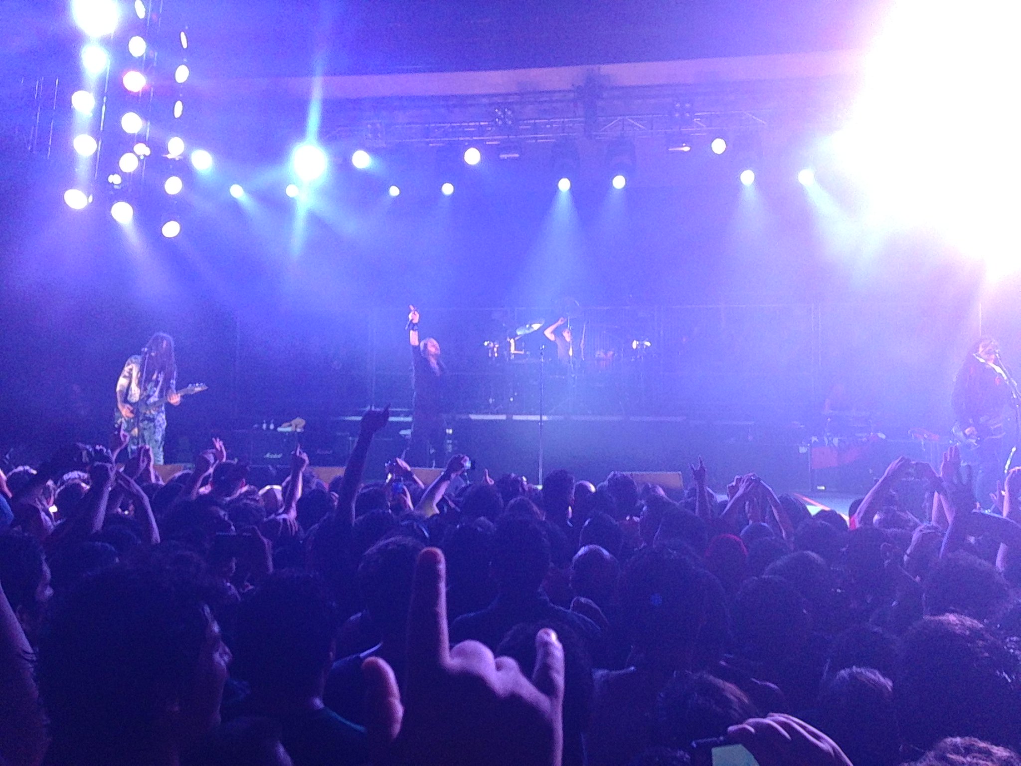  Feliz cumpleaños HAPPY BIRTHDAY to the greatest Jonathan Davis!
ÍDOLO! Vuelve pronto a Chile! 