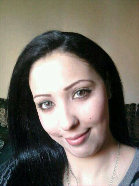 ZenabMhmod's tweet photo. @halaha_hala يا  ناس هاي حبيتي ادور علبها اسمها مرام من الدمام http://t.co/gO5gIt0VeQ