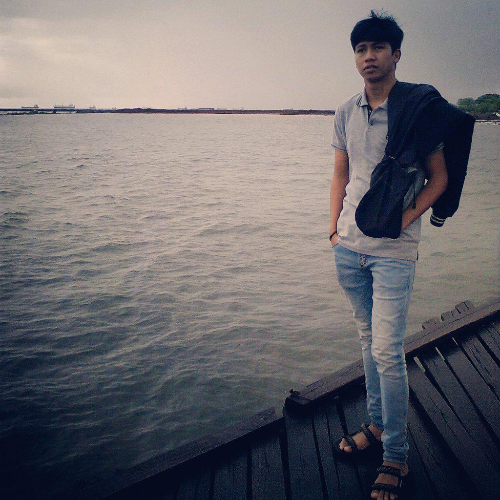 Pantai akarena makassar