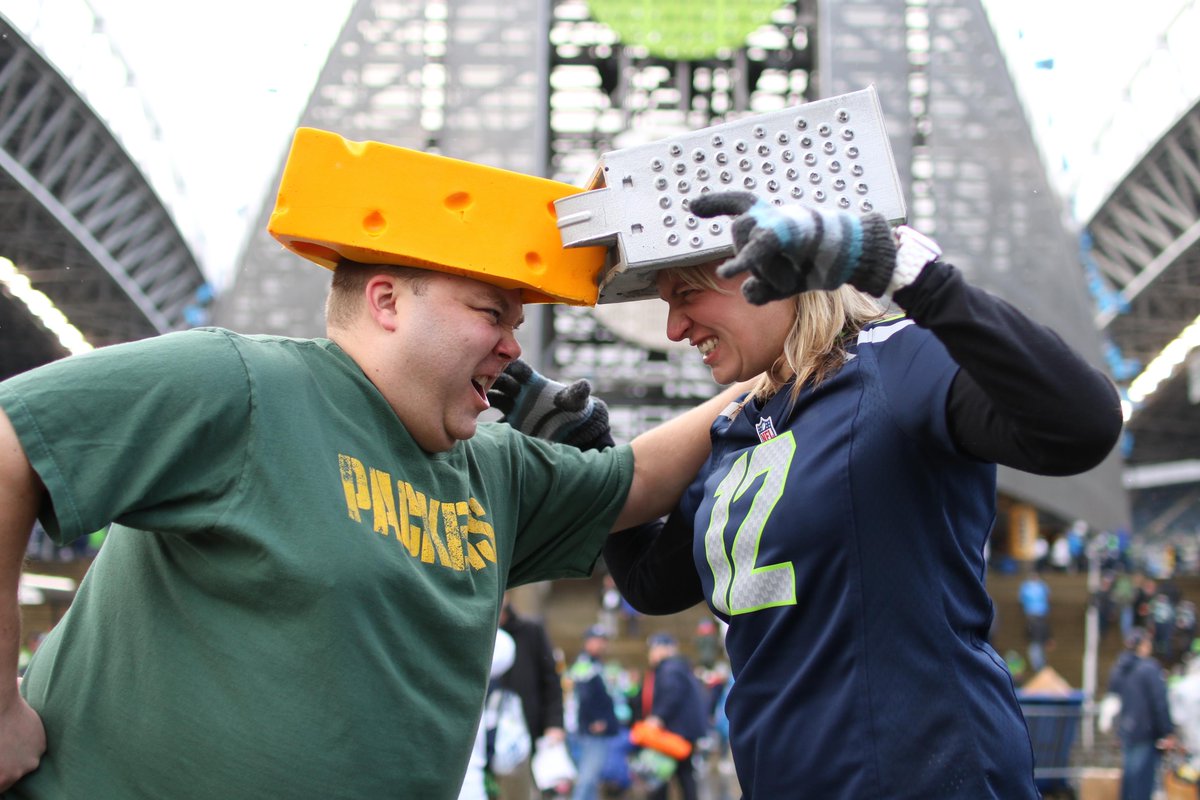 12s's tweet photo. Sometimes you're the bug.
Sometimes you're the nail.
Sometimes you're the cheese.
#GBvsSEA http://t.co/68mkMA3knn