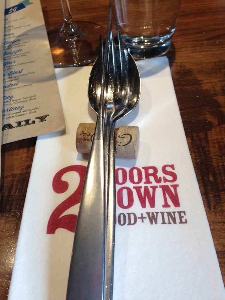 Kerra_Aucoin's tweet photo. Thanks @2DoorsDownhfx for a delicious lunch! @shortpresents and John you guys were great company! @PodcampHalifax http://t.co/2aoQrEaMk3