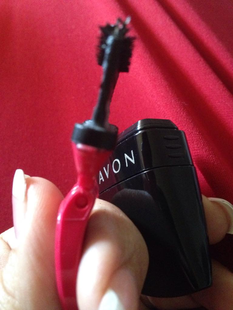 LeaLSoto1's tweet photo. Mega Effects Mascara it's like an amazing paint brush for beautiful long eye lashes. Purchase yours today with AVON! http://t.co/PSCi7fmmNI