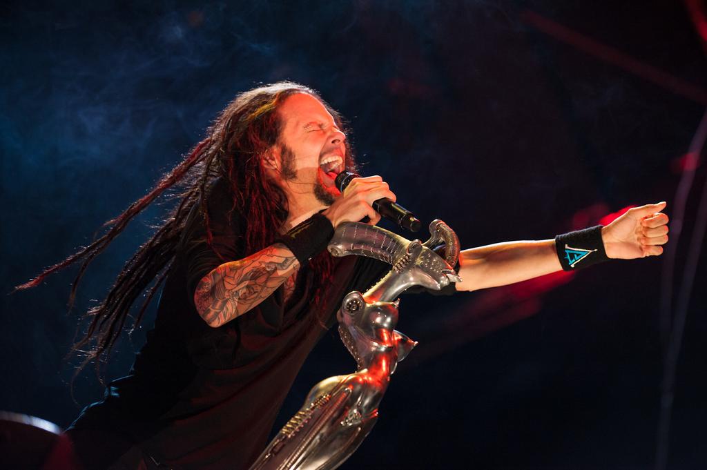 Rt if you wish a Happy Birthday to Jonathan Davis Lead singer from Korn 