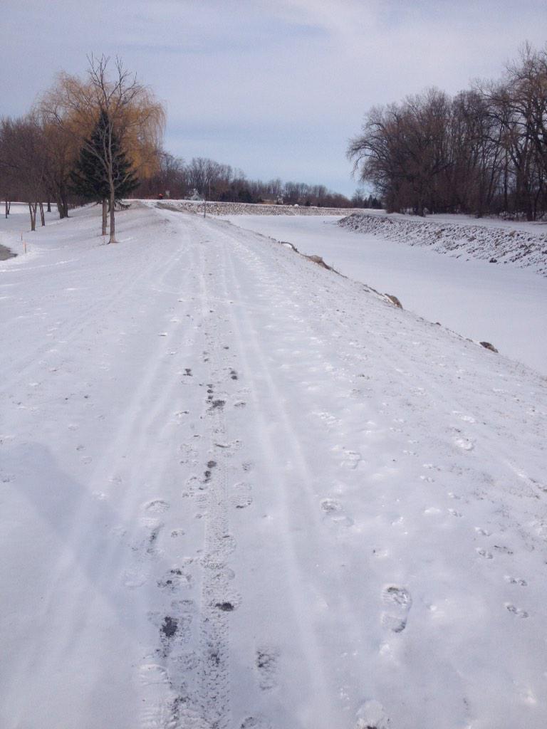 Beast_of_Burden's tweet photo. Here's a look at the canal towpath yesterday! #bob100 #bob50 #bob25 #ultrarunner http://t.co/TIo01PAsN4
