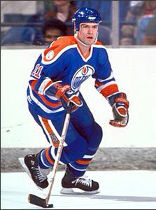 Happy birthday to hockey legend Mark Messier! 