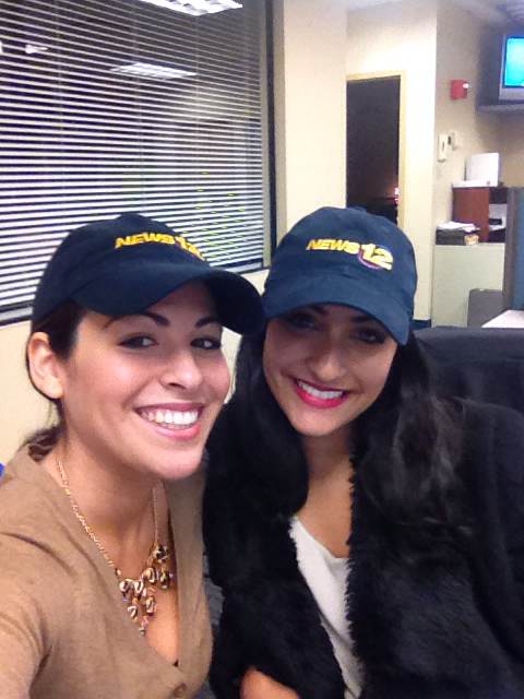 reenaroy's tweet photo. All smiles because we're finally back inside after weather coverage #notasundayfunday #neednetflix #needpjs http://t.co/6X6taStx1Q
