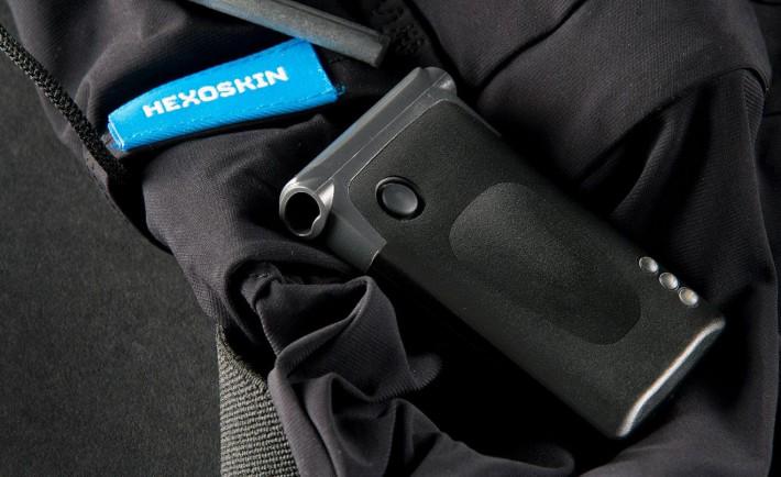 thevouofficial's tweet image. Hexoskin, The First Biometric Shirt For Fitness Training And Sleep Tracking goo.gl/ujcWQq #Wearables #IoT