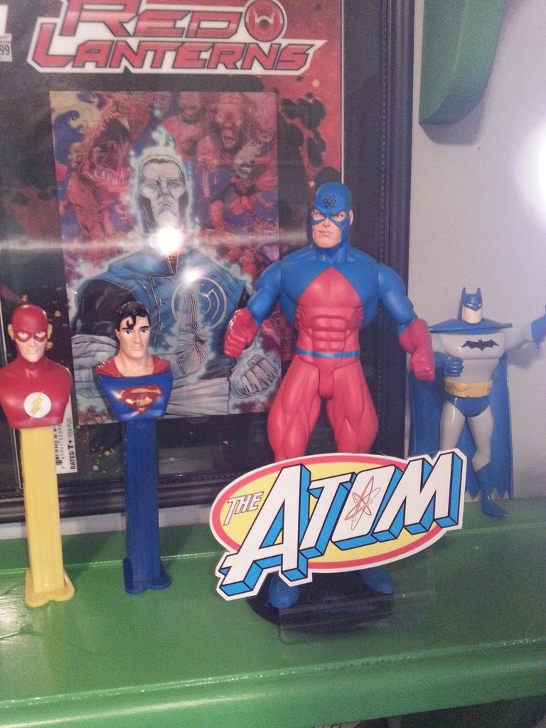 GADeafRicky's tweet image. @BrandonJRouth , I hope to see you are ready for #TheAtom this week.#Arrow #theatomproject . #DCComics