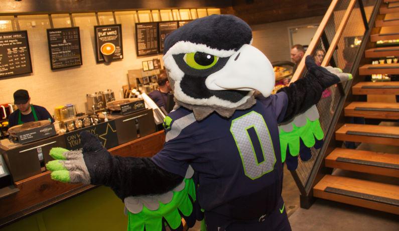 StarbucksNews's tweet photo. Congratulations @Seahawks!!! http://t.co/rJhK1PjJ3k http://t.co/5LBdNOdAgG
