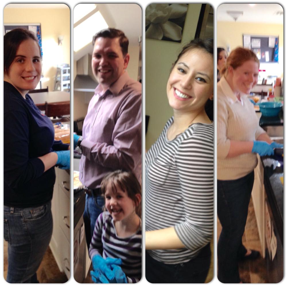 EdPolicyWorks's tweet photo. We had a great afternoon at the #Cville #RonaldMcDonaldHouse cooking dinner for their families #PostHolidayGiving http://t.co/O2Ayss9Tq5