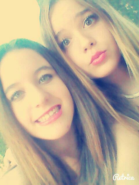 amannda1879's tweet photo. Buenas noches bonita 💞 @vtraquel_99 http://t.co/a4nfUYxRcT