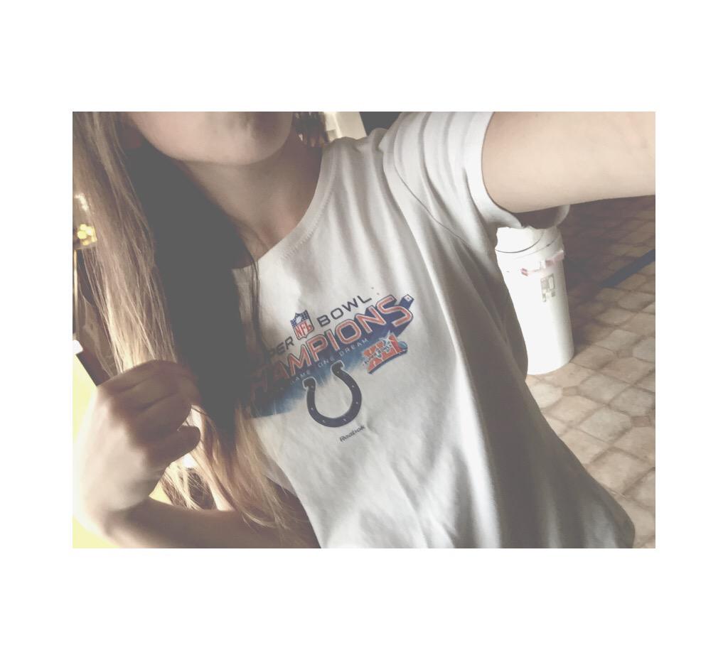 swiftsupergirl's tweet image. this shirt may be seven years old but we're gonna try and recreate this moment #letsgoindy