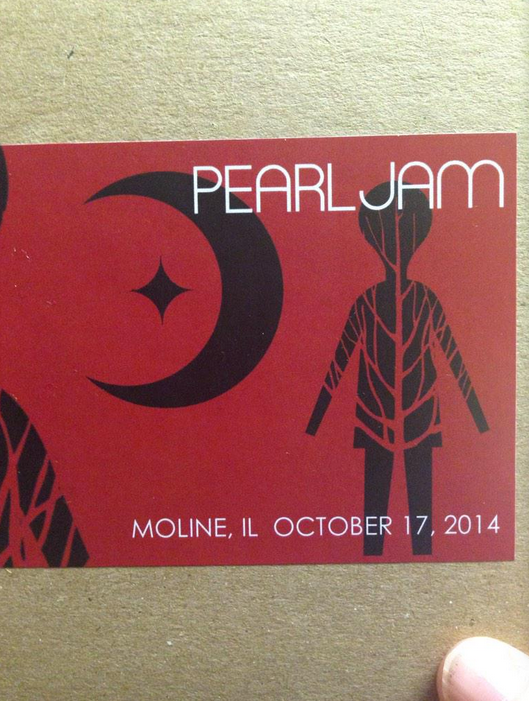 PearlJam's tweet photo. Noted. Hope you had a blast in, Moline. RT @karenmscott Come back! Please? #PJFall2014 #PearlJam http://t.co/VSEoM9ezTu