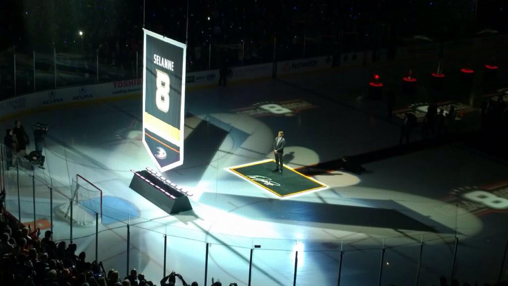 TeemuSel8nne's tweet photo. Week from my ceremony, thanx for sharing that with me! Big respect!!! http://t.co/Vg9IAurovN