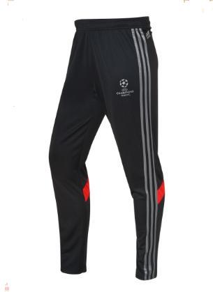 DirectScoreFR's tweet image. Tout vos Maillots de Foot à 19,90€ sur FootDiscounts.com ! #TeamPSG #TeamOM Messi - Ronaldo !