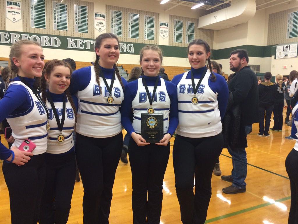 MaddyTomas's tweet photo. So proud of my team for getting 1st #BJVP 👯❤️ http://t.co/CZ1pxy4hti