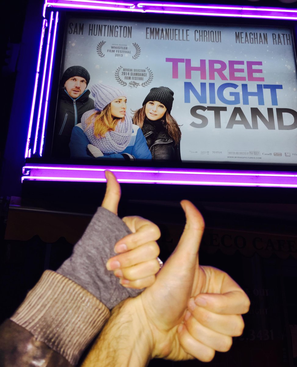 BrandonJRouth's tweet photo. Love you guys! #ThreeNightStand @SammyHuntington  @MeaghanRath http://t.co/SNwAZA3rwp