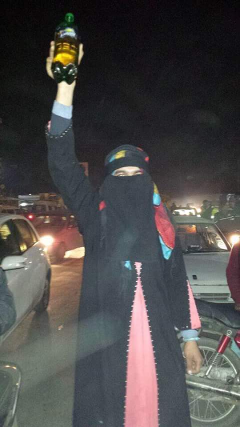 A man purchased petrol wearing Burka #SherBanoSher <a href="/CMShehbaz/">Shehbaz Sharif</a> 
We will keep Struggling against your False Rule #PTI