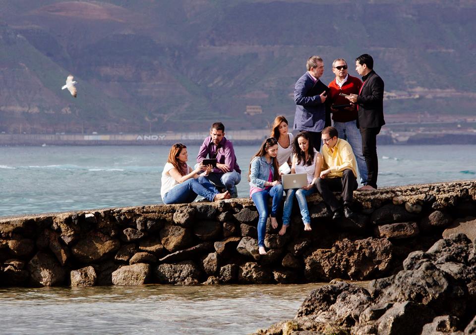 vicentegguerra's tweet photo. Un equipo joven y experimentado al frente de Canarias En Hora, web de noticias. Desde el 5 de febrero. #atravete http://t.co/nK8MRgVB5Z