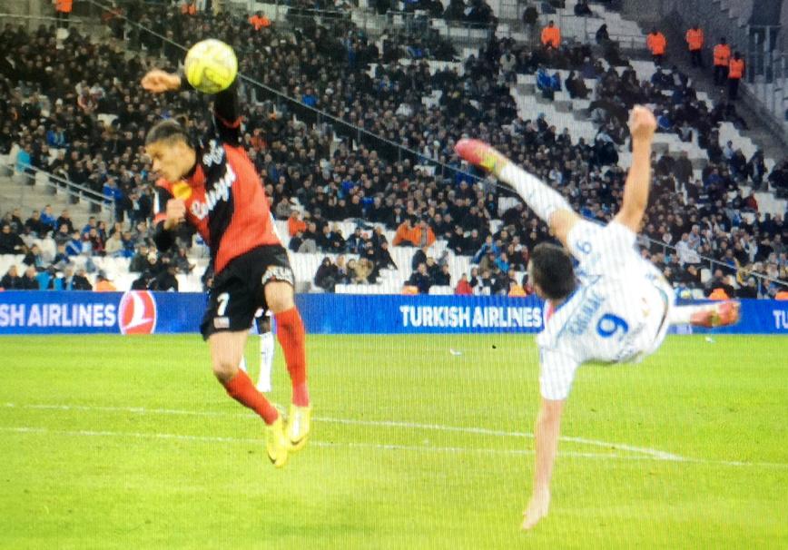 Djédjé - [OM - Guingamp] Reprendre confiance et gagner {2-1} B7qaITzIIAA5jhC