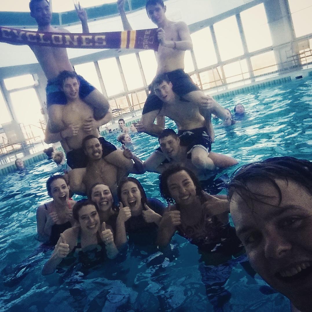 ChiAlphaISU's tweet photo. Go Cyclones! #PoolSelfie #TakeBacktheSelfie #gpsalt15 http://t.co/vAhg2Ox7cH