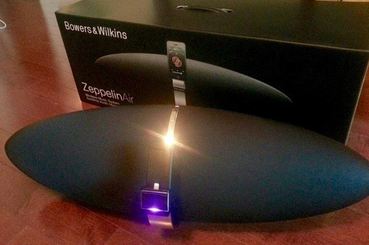 pauliotownsend's tweet photo. @BowersWilkins #zeppelinair #bowersandwilkins http://t.co/SvsoFsvIDD