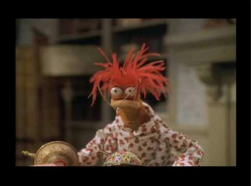 dropdeaddrinks's tweet image. Pretty much me pre-@StarbucksUK . Anyone else? #extrashot #lifesource #caffeine #doyouhaveastarbuckscard #coffee