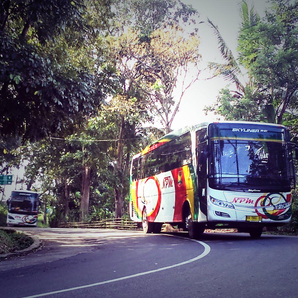 unk_lpu's tweet photo. Npm new raso dan npm new mc laren kejar2 an.......
@pagaruyung.....@FarisIlyas2. @SukaFotoBis. @Bis_NPM http://t.co/Vjmwf88ctF