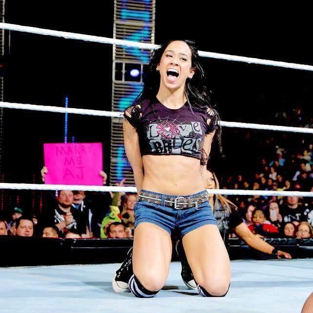 #WhyWeLoveAJ Because her laugh is so adorable!💚