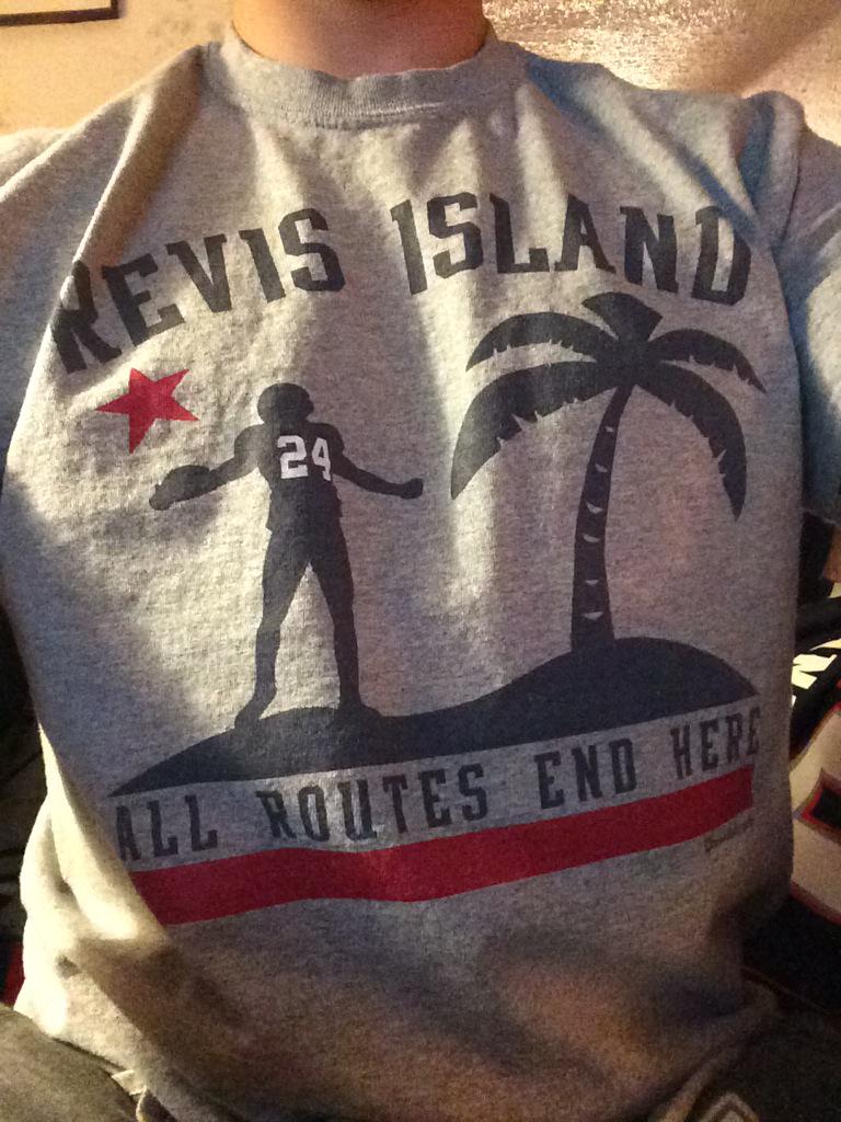 Justin2credible's tweet photo. “@ItsJ_Cough: 🏈🌴 #RevisIsland #PayRevis #LuckRunsOut #PatsNation #Patriots http://t.co/yNR9OVH7Em”-- tht shirt is dope