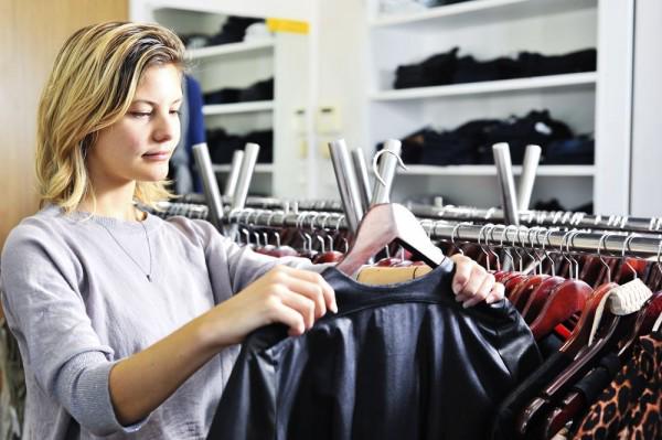schoolofstyle's tweet photo. Selling Style to Your Client - The Art of Persuasion http://t.co/hQnj5r4KWC http://t.co/rYlX2sHIPt