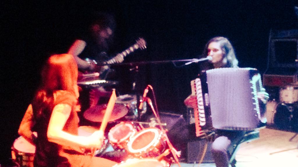 LouPubMedia's tweet photo. @twinlimb finishing up an amazing set // #TedTyro up next // @Landladyband after that! @TheZanzabar #HowWeLou http://t.co/AYEn1WWwLT