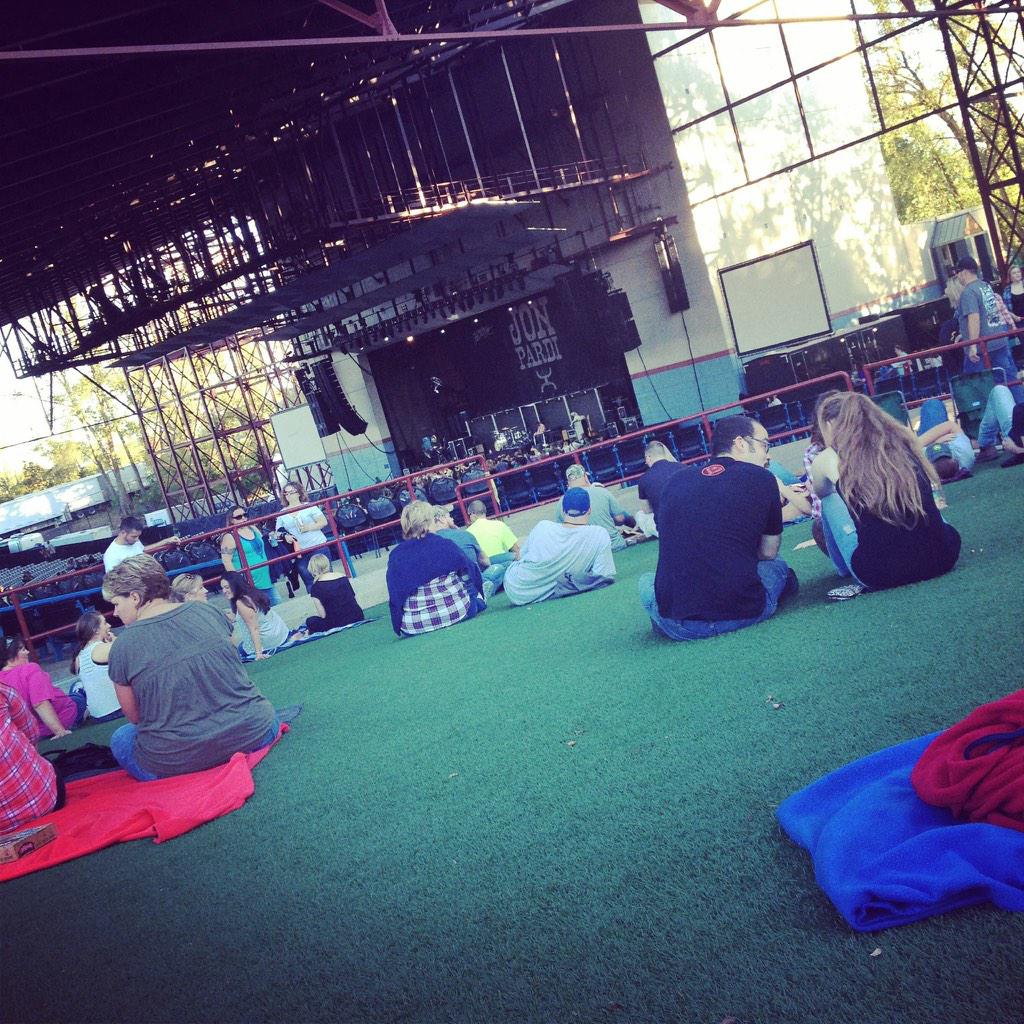 DestinyHogle's tweet image. 