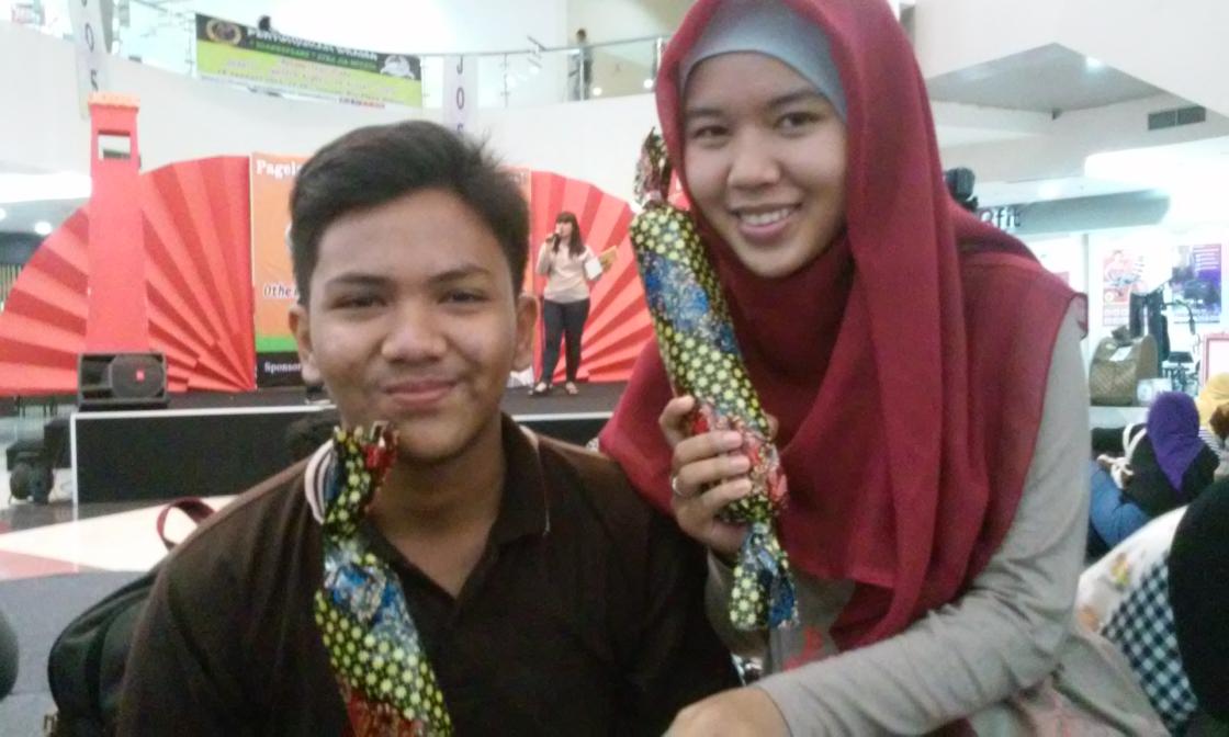 And this is it. Our ex and new leader. They both are got the doorprize. LMAO @rickysnoviar <a href="/Astinweye_/">Ash</a>