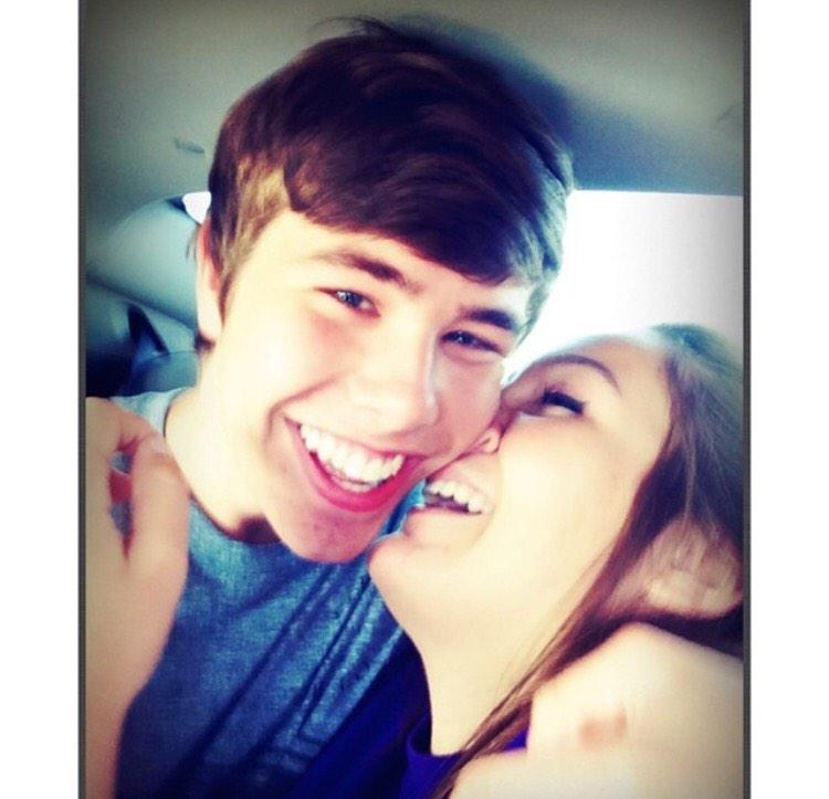 SmockTyler's tweet photo. Always a good time with my girl. 😍 http://t.co/2XM0F08P8d