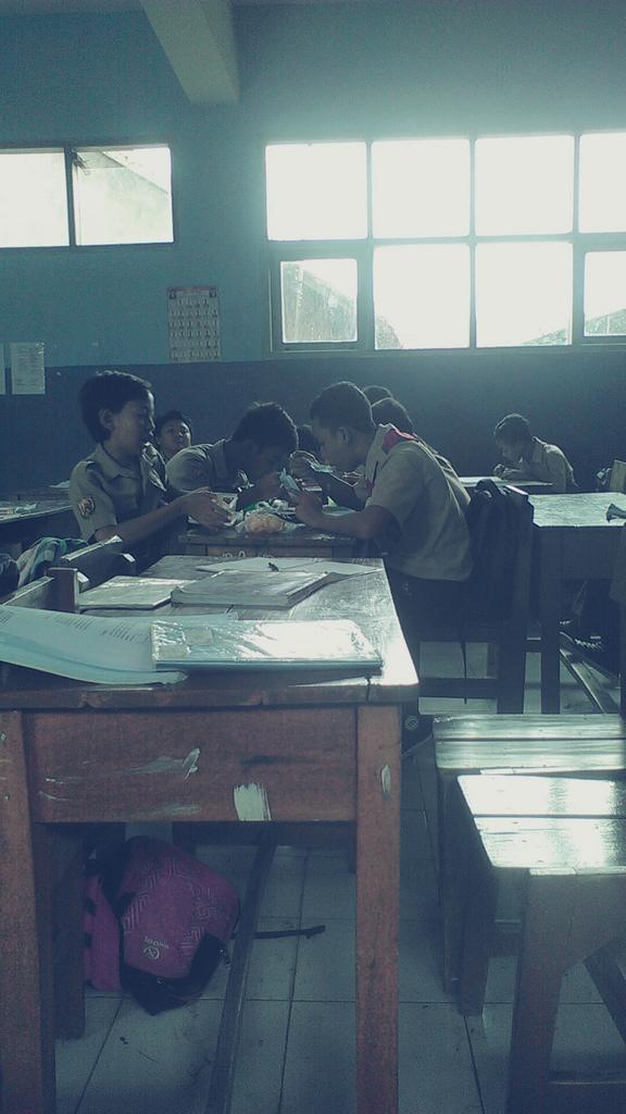Lunch Time🍛🍛👻