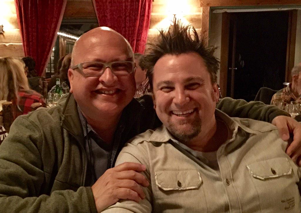 lefranc's tweet photo. @KnightSpeaker and @lefranc hanging out getting hair tips at #FaBLE2015 http://t.co/V2gdzXJdc6