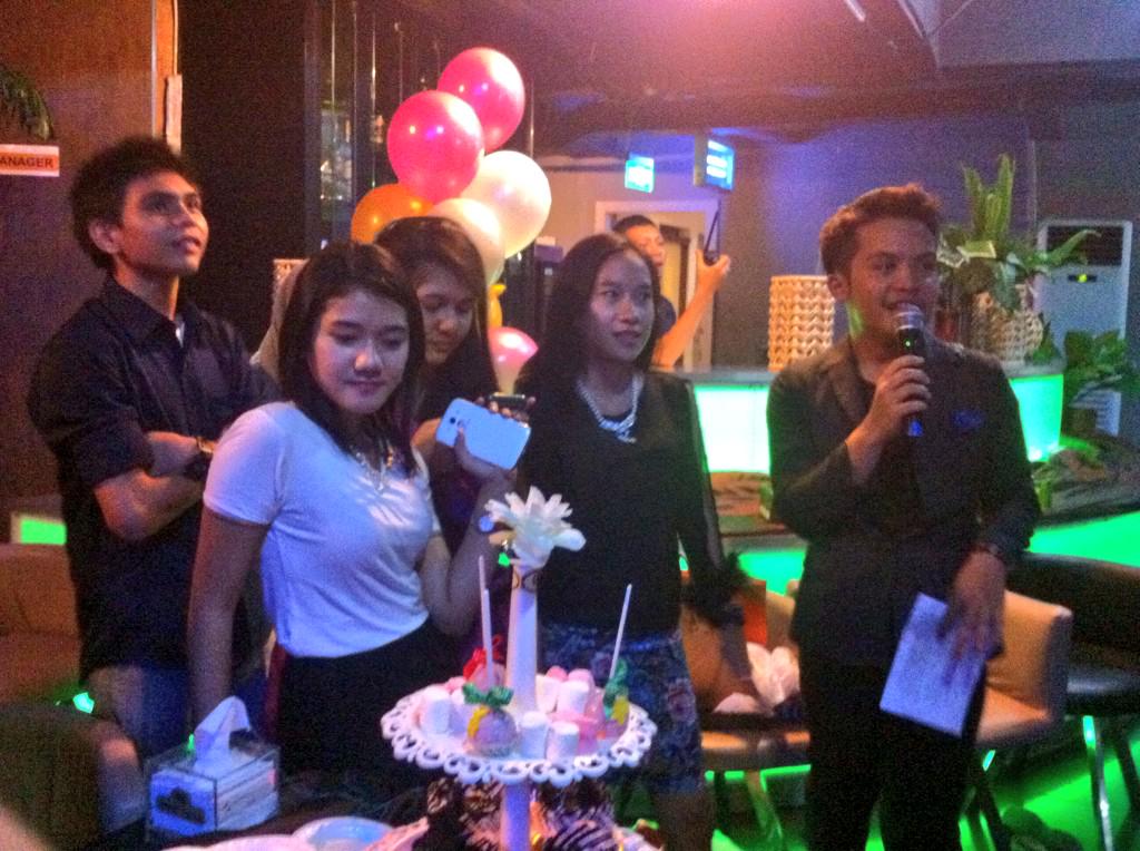 XIIIPA2ASIX's tweet photo. @anesbadai @dheaananda_dea dll http://t.co/nbzrqpasAg