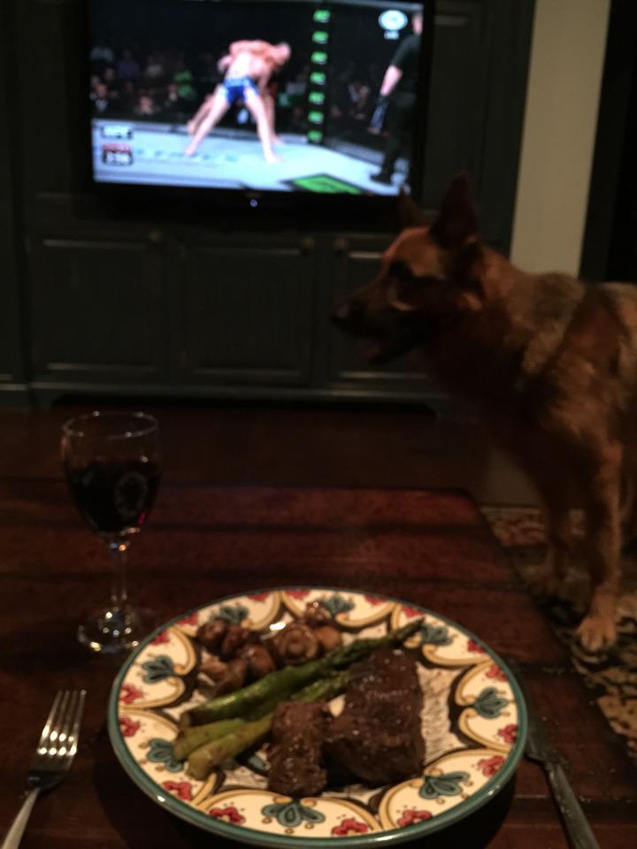 bisping's tweet image. Steak, glass of wine and UFC on a Sunday. I like this. sqor.com/posts/210e5003…