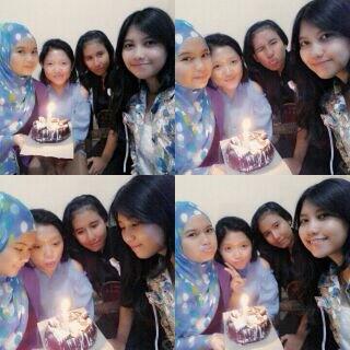 In gita's bday🎉🎊🎁😘🐸💚