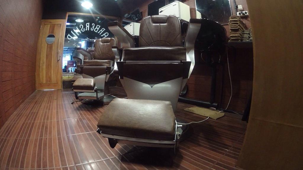 Our capt ready to serve you!