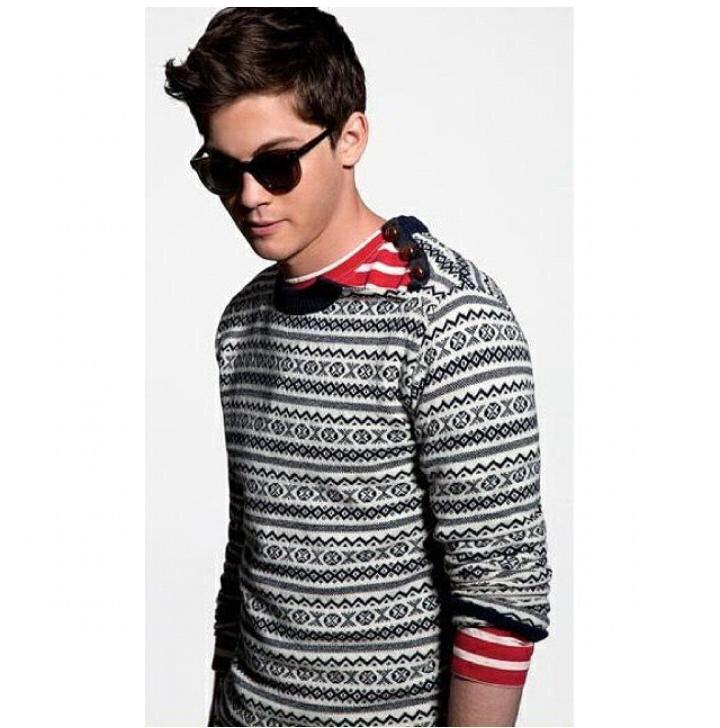 It\s my love logan\s birthday!
Happy birthday Logan Lerman.. 