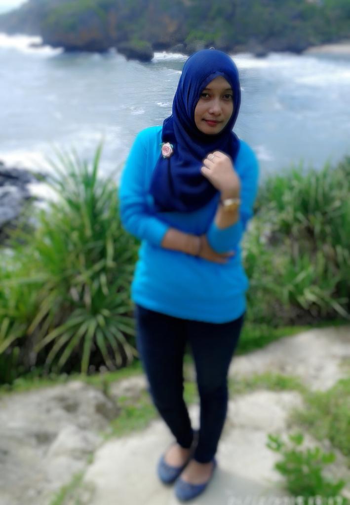 ulil7suarez's tweet photo. @MettyLinda http://t.co/RBUKvWm3rR