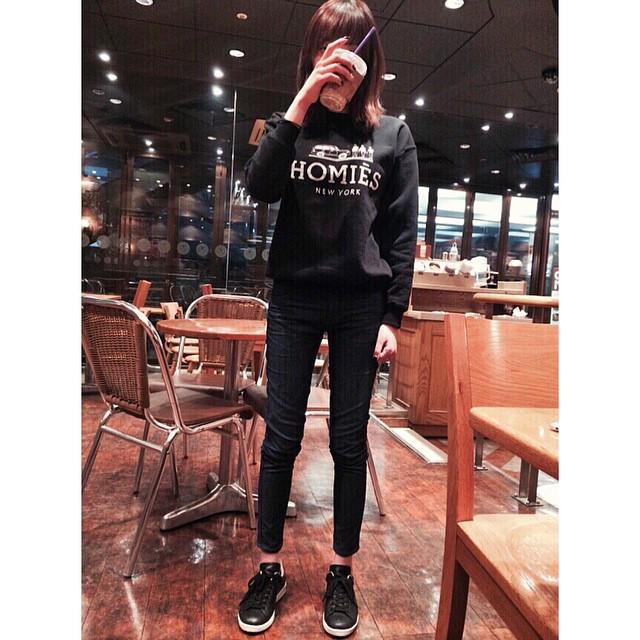 B7sTnqxCEAEgSeS.jpg:large