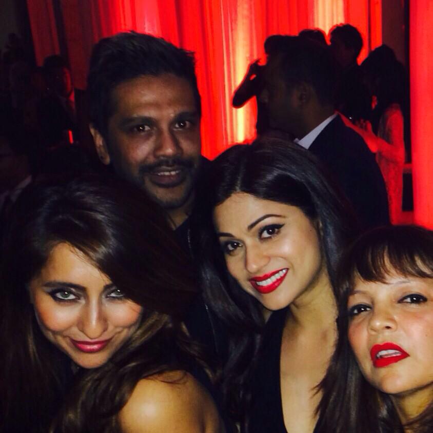 VJAnusha's tweet photo. About the other night... #SoFun 💖#VampireMe! 😉💋 http://t.co/yGkB2Cy2BV