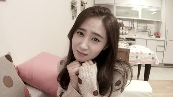 [PIC][19-01-2015]Yuri làm khách mời cho chương trình mới của kênh JTBC - "Dating Alone" B7slQNXCIAAs-F_