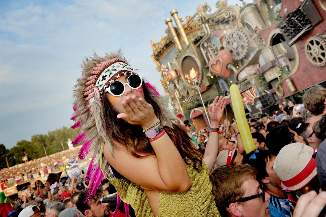 Eigenaar Tomorrowland: 'Dure dj’s maken het onmogelijk om winst te mak...