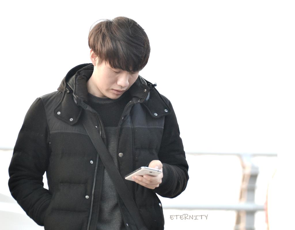 merrywildrosie's tweet photo. WHAT YOU GOT? 
#GOT7MANAGER #NEEDNAME
kekeke~ 
Cr. on pic http://t.co/EwT9BmG6SM