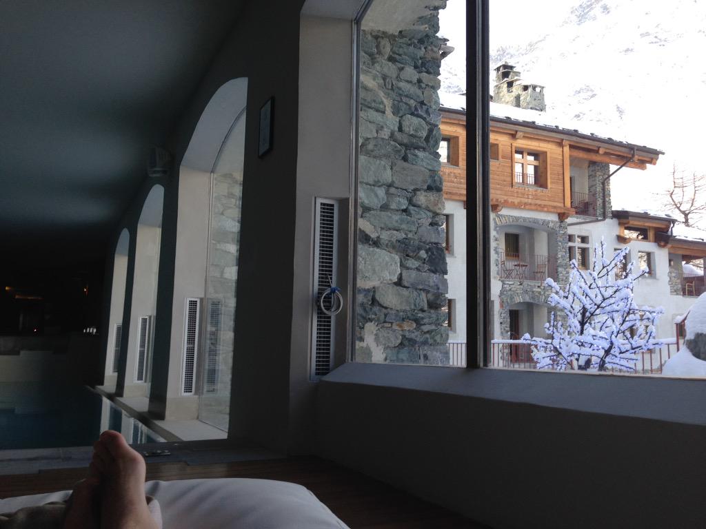 Andreakieri tweet picture
